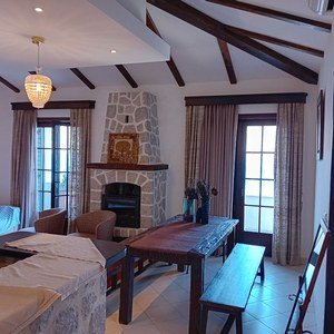 Apartment 5/4